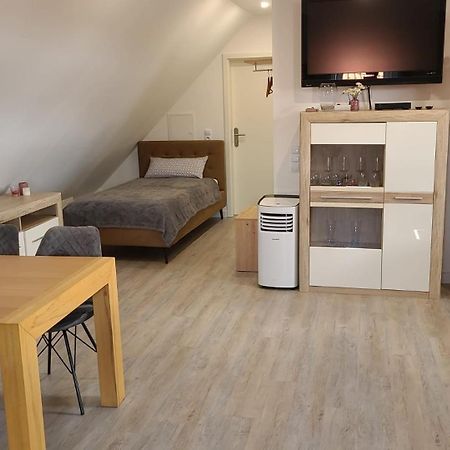 Dg Verwohn Wiefelstede Bagian luar foto